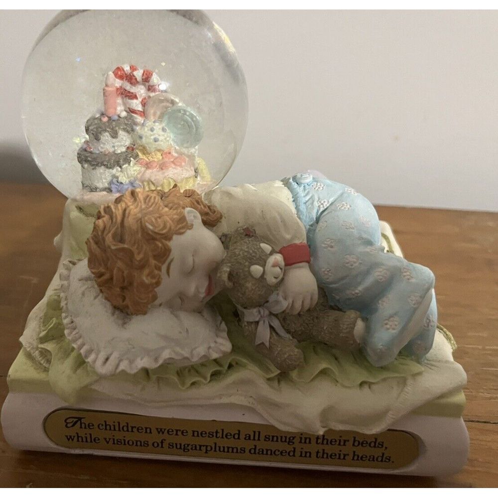 Vintage 1995‎ House Of Lloyd Christmas Visions Of Sugar Plums Muscial Snow Globe
